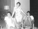 pic4x.jpg (219393 bytes)